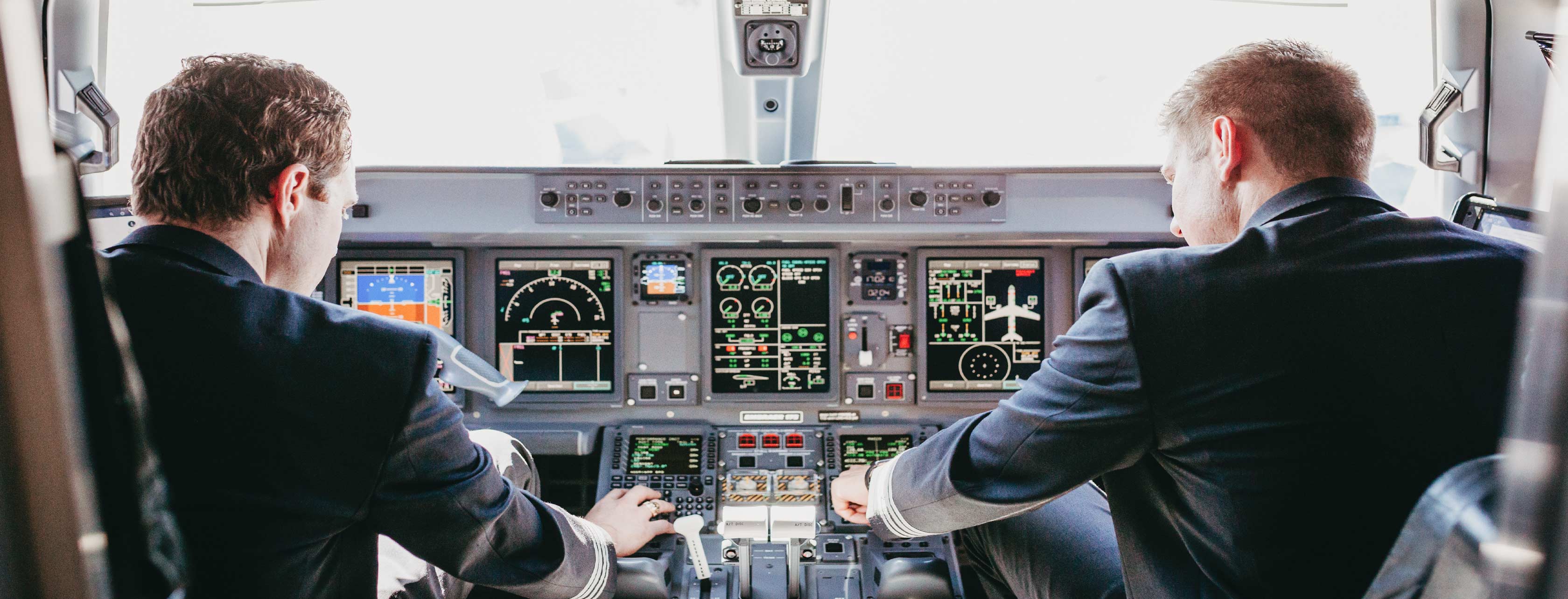What are the different types of pilot licenses